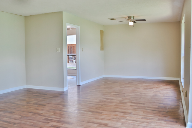 Breakfast nook with large window and backyard views at 1512 Lisa Lane