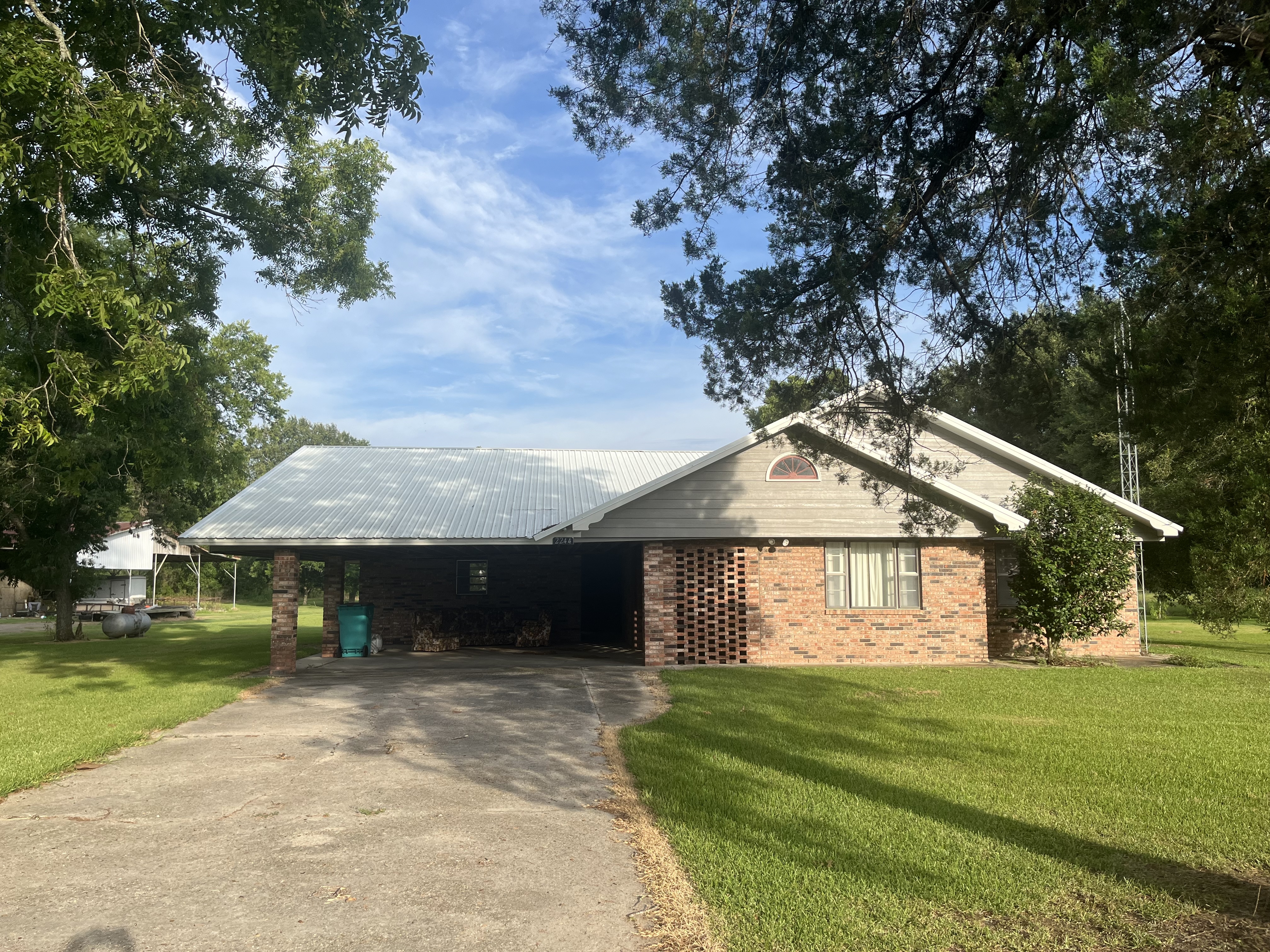 Home and 5± Acres in Palmetto, LA