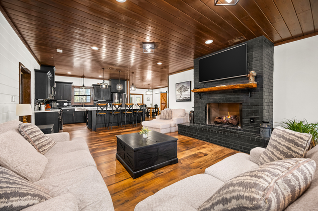 Living room with gas fireplace